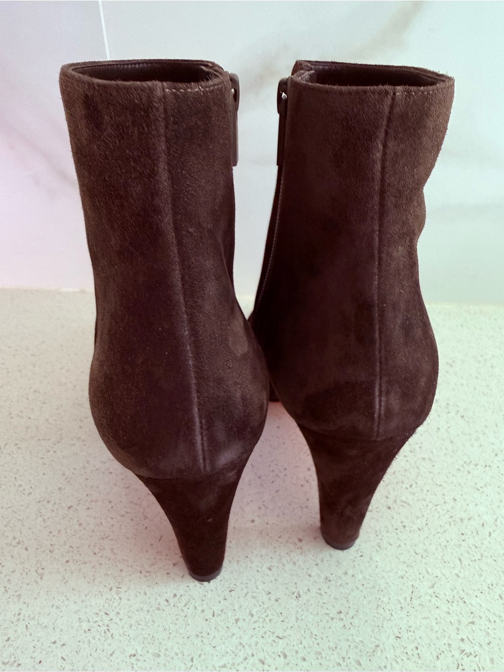 Christian Louboutin Vibella Pointed Toe Bootie Cafe Brown Suede Size EU 38.5 - Picture 4 of 8